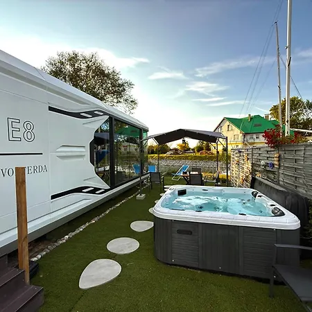 Üdülőpark Marina Capsules - Private Jacuzzi & Access *